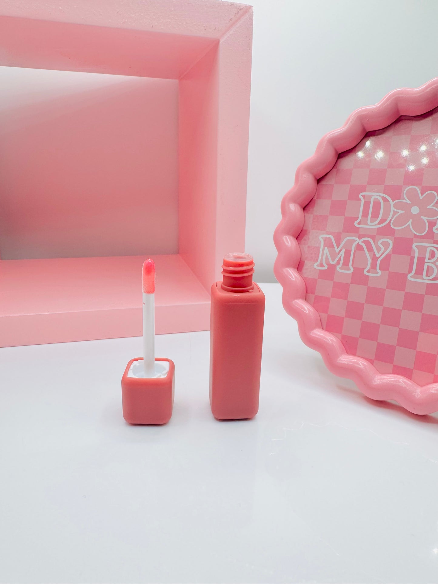 Dream Skin Lip gloss- Soft Glow