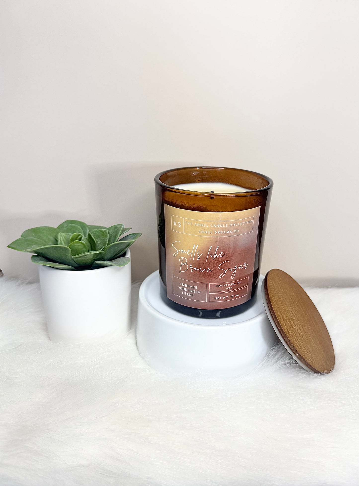 Smells like Brown Sugar- Soy wax candle (16oz)