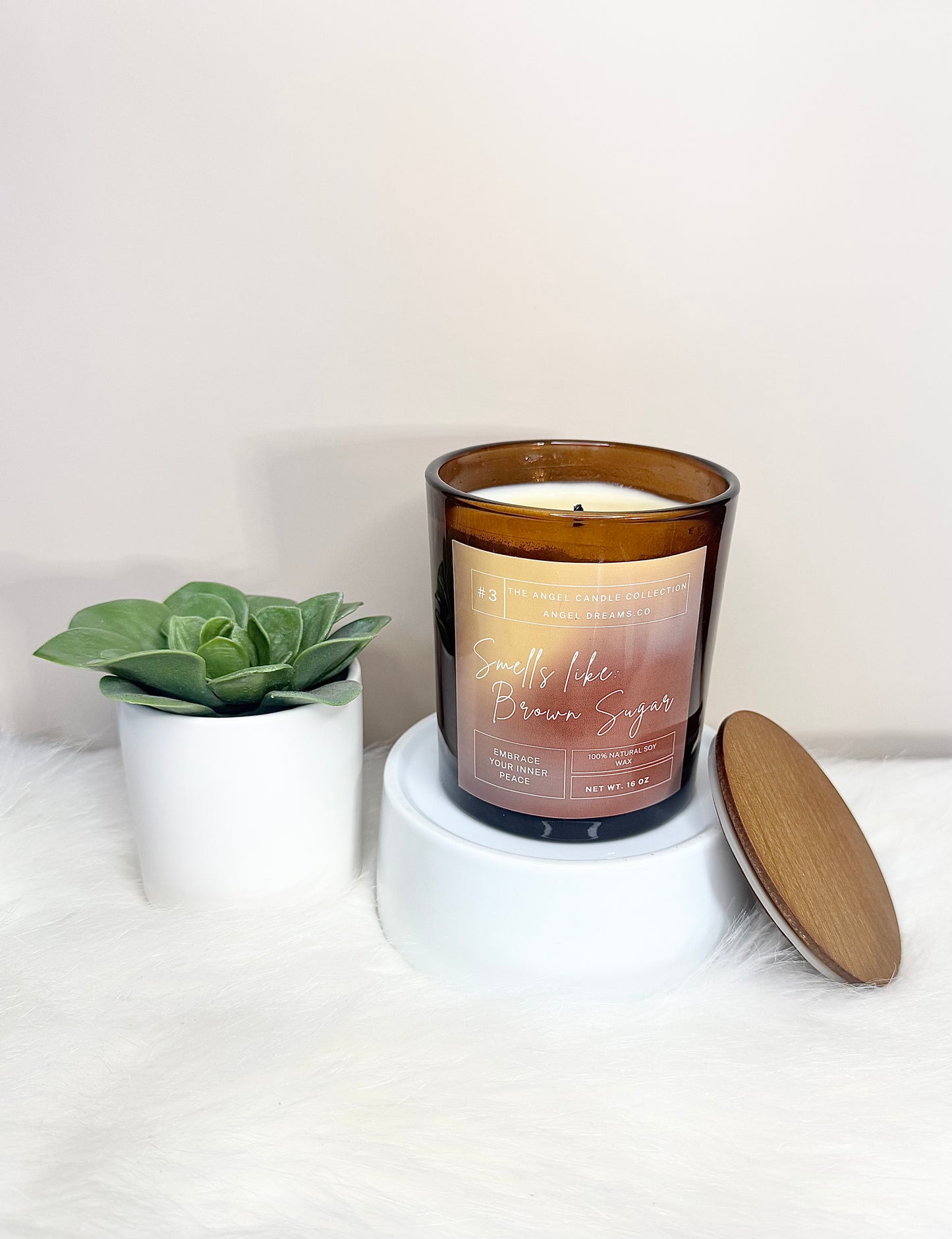 Smells like Brown Sugar- Soy wax candle (16oz)