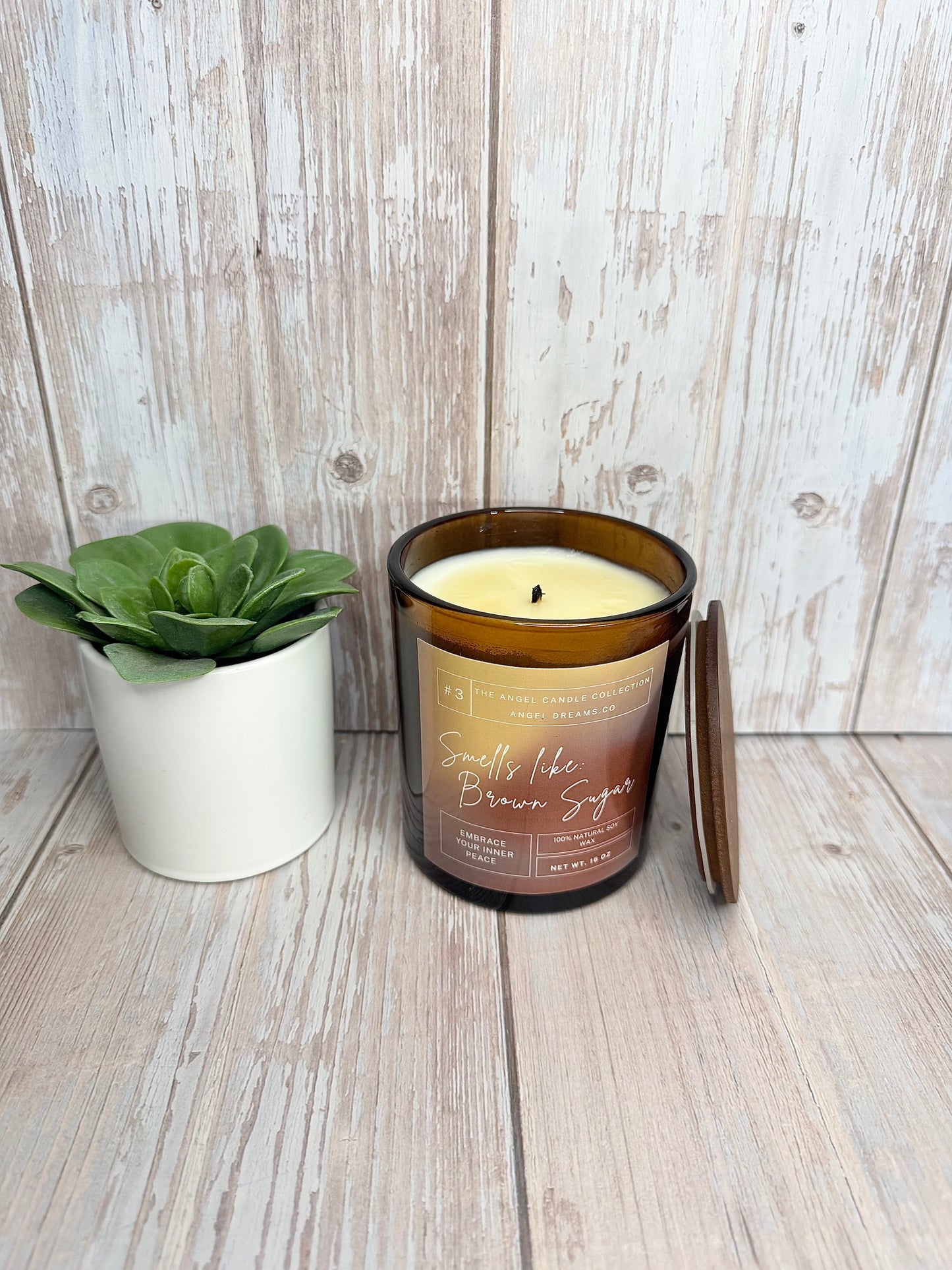 Smells like Brown Sugar- Soy wax candle (16oz)
