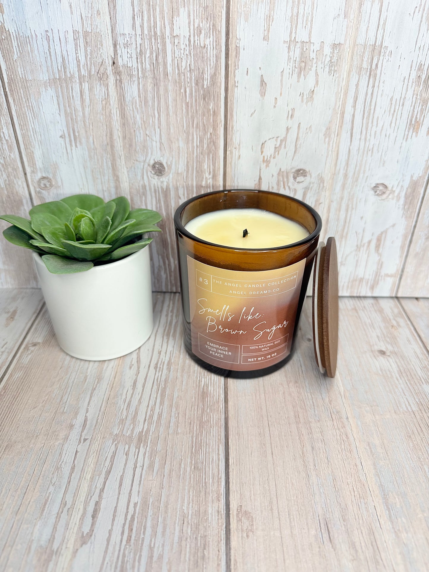Smells like Brown Sugar- Soy wax candle (16oz)