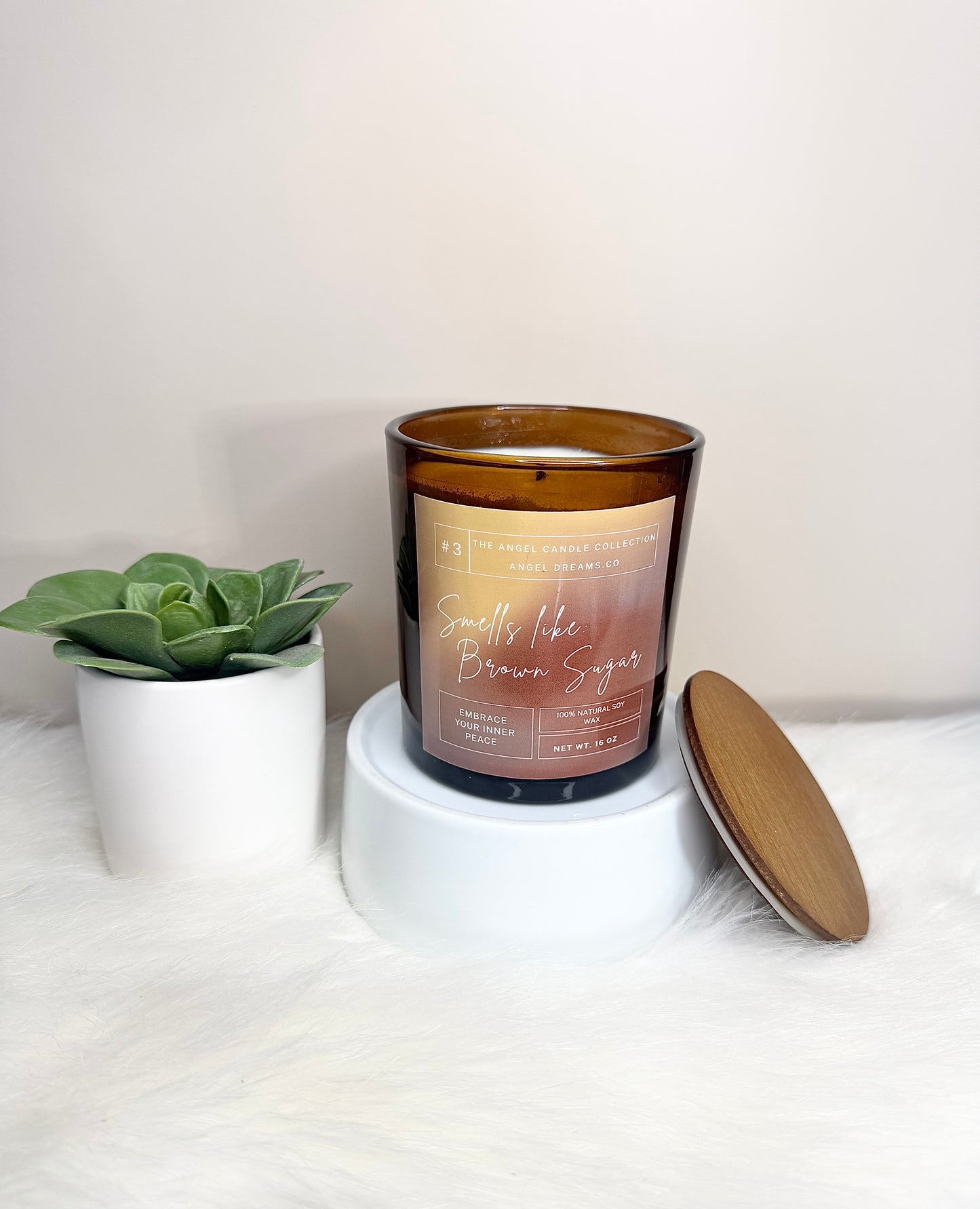 Smells like Brown Sugar- Soy wax candle (16oz)