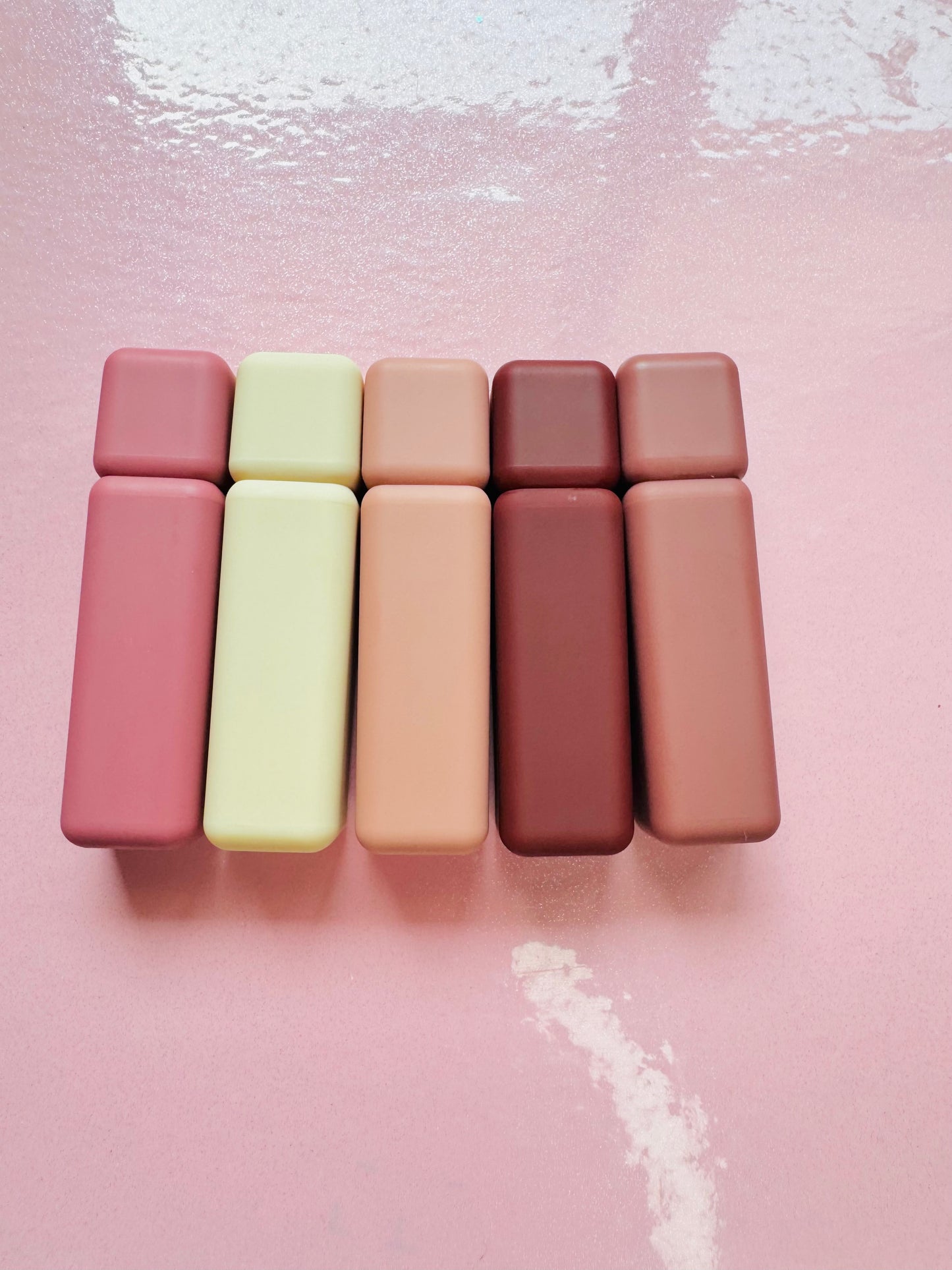 Dream Skin Lip gloss- Soft Glow