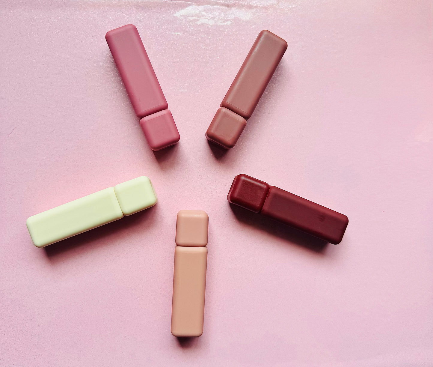 Dream Skin Lip gloss- Soft Glow